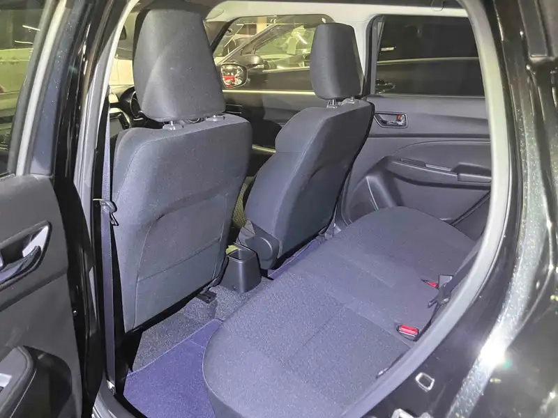 SUZUKI SWIFT 5D XG LIMITED Thumbnail 13