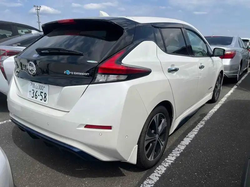 NISSAN LEAF G Thumbnail 2