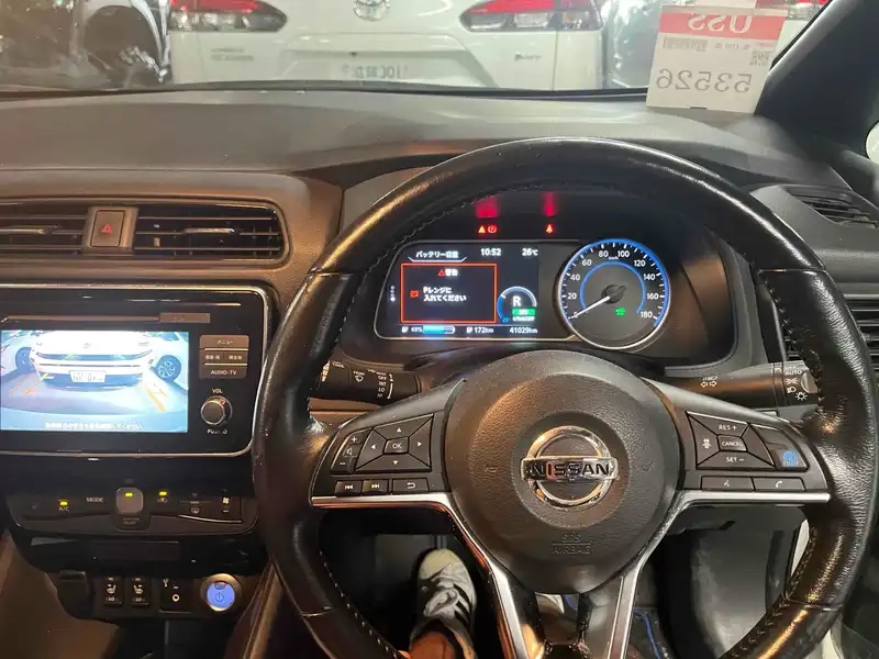 NISSAN LEAF X 10 THOUSAND UNITS MEMORIAL C Thumbnail 7