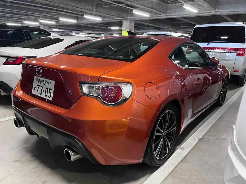 TOYOTA 86 GT Thumbnail 9