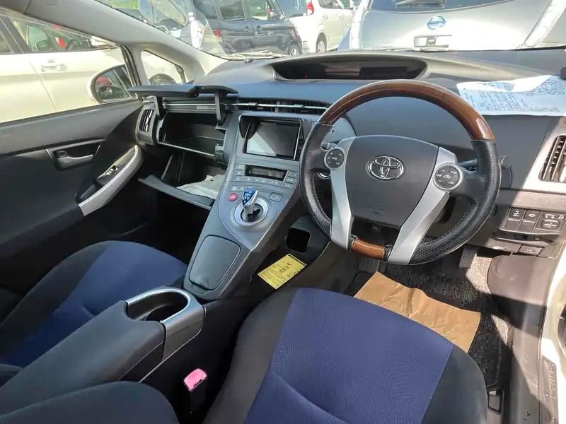 TOYOTA PRIUS S TOURING SELECTION Thumbnail 7