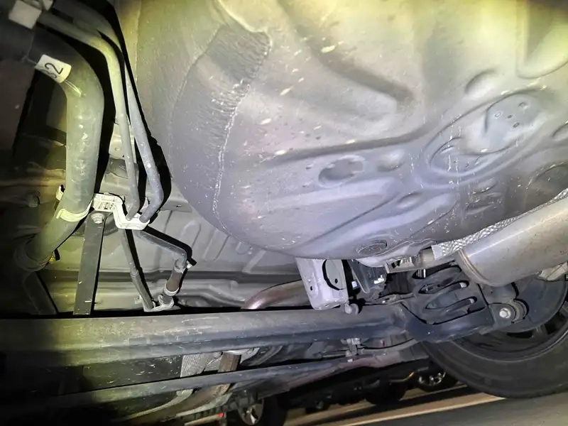 TOYOTA PRIUS ALPHA G Thumbnail 20