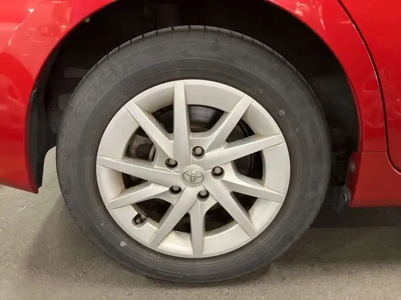 TOYOTA PRIUS ALPHA S 5ST Thumbnail 12