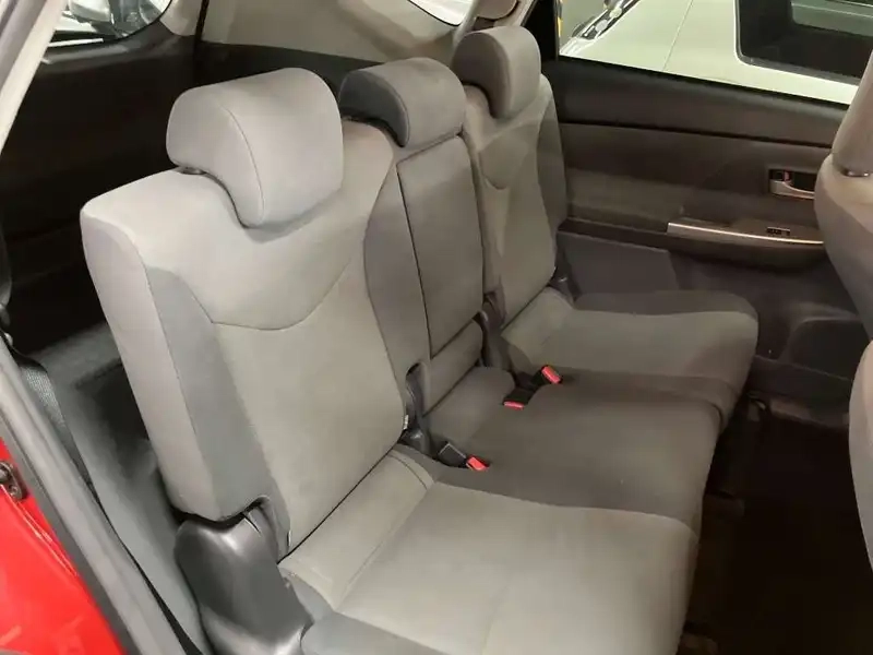 TOYOTA PRIUS ALPHA S 5ST Thumbnail 10