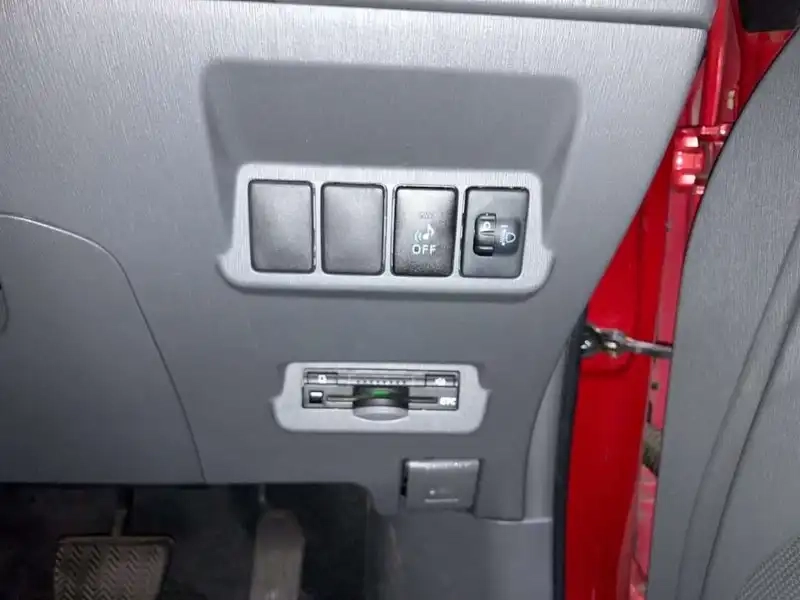 TOYOTA PRIUS ALPHA S 5ST Thumbnail 9