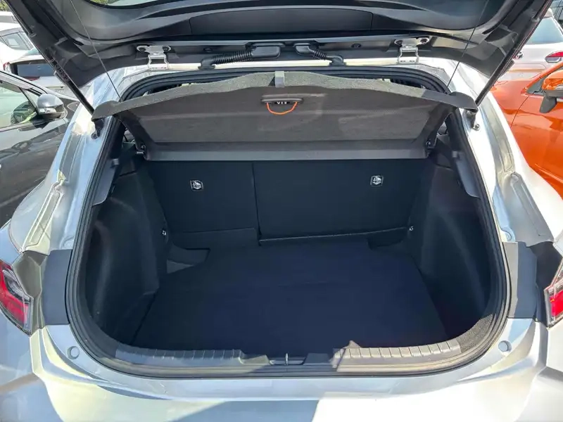 TOYOTA COROLLA SPORTS HYBRID G Thumbnail 18