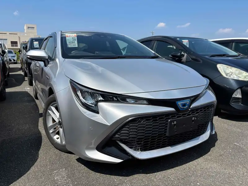 TOYOTA COROLLA SPORTS HYBRID G Thumbnail 1