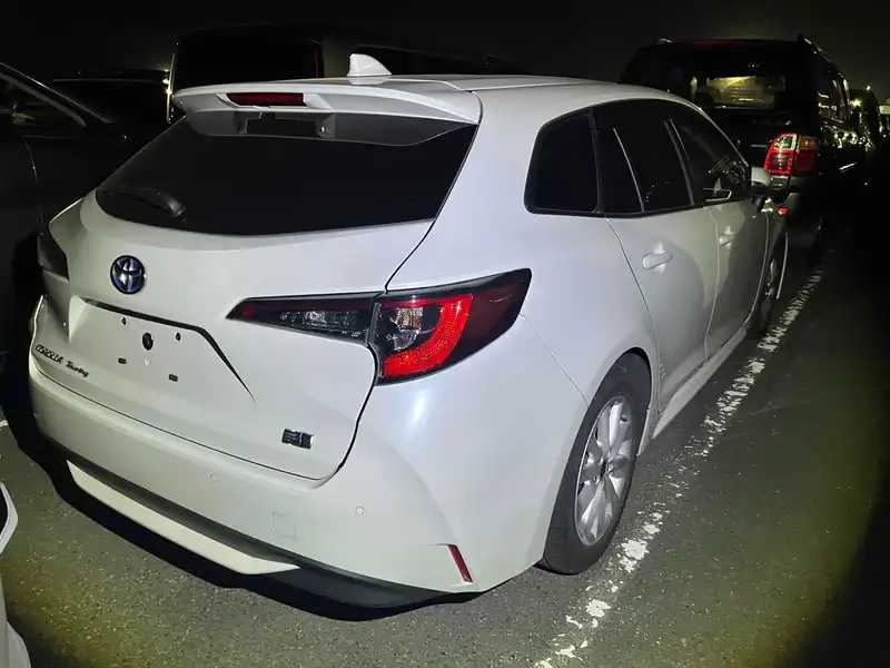 TOYOTA COROLLA TOURING 4WD HYBRID S Thumbnail 4