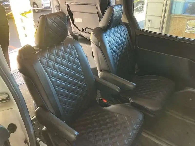 TOYOTA VOXY HYBRID V Thumbnail 11