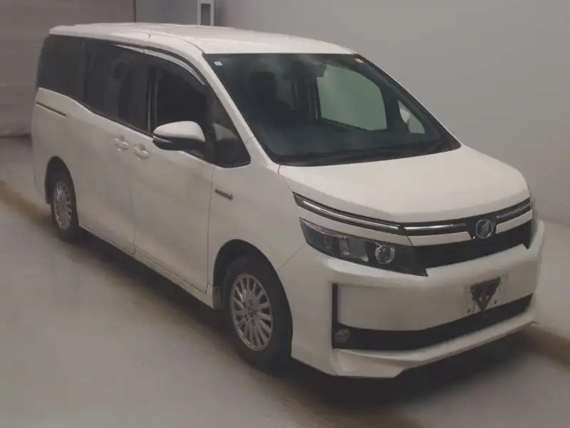 TOYOTA VOXY HYBRID V Thumbnail 9