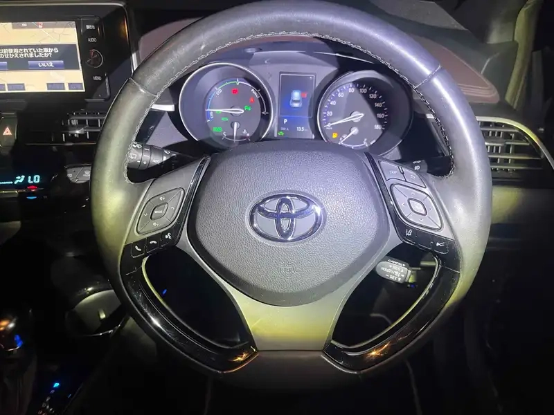 TOYOTA C-HR G LED EDITION Thumbnail 5