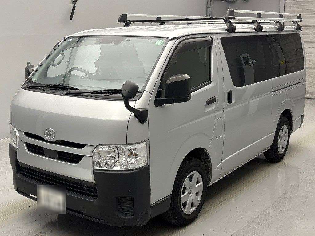 2022 Toyota Hiace Petrol