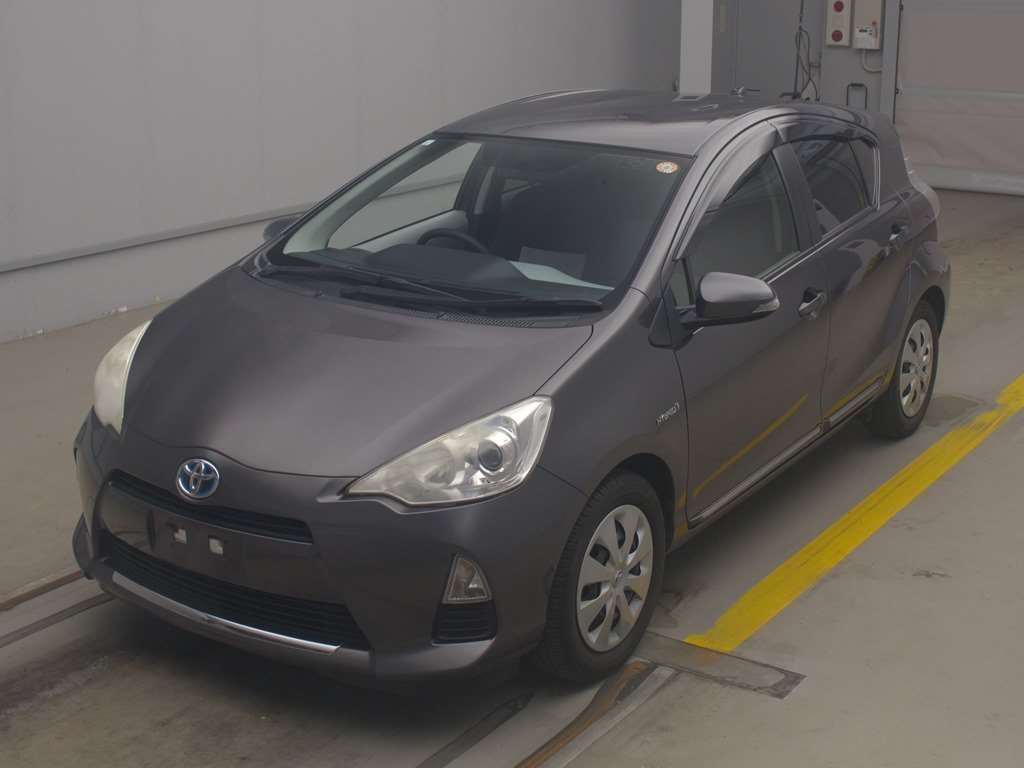2013 Toyota Aqua Hybrid