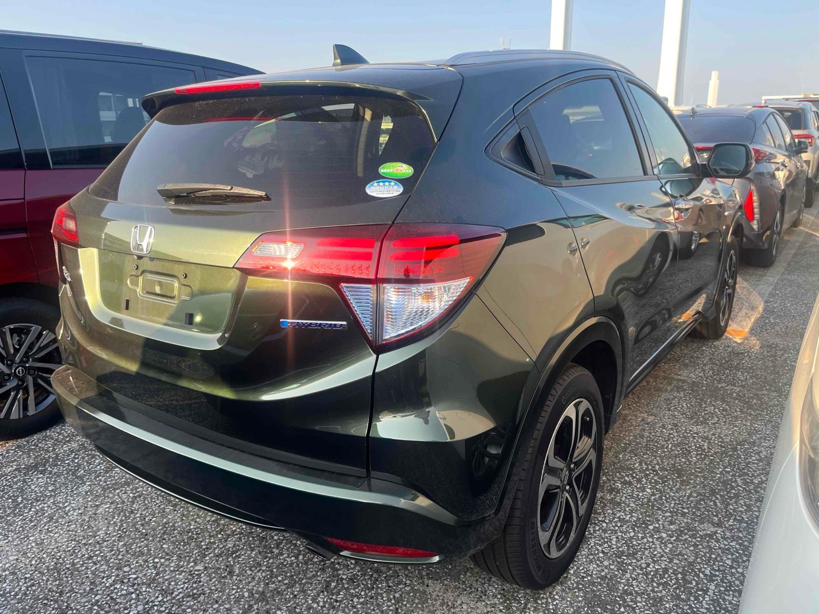 HONDA VEZEL HYBRID Z Image 8
