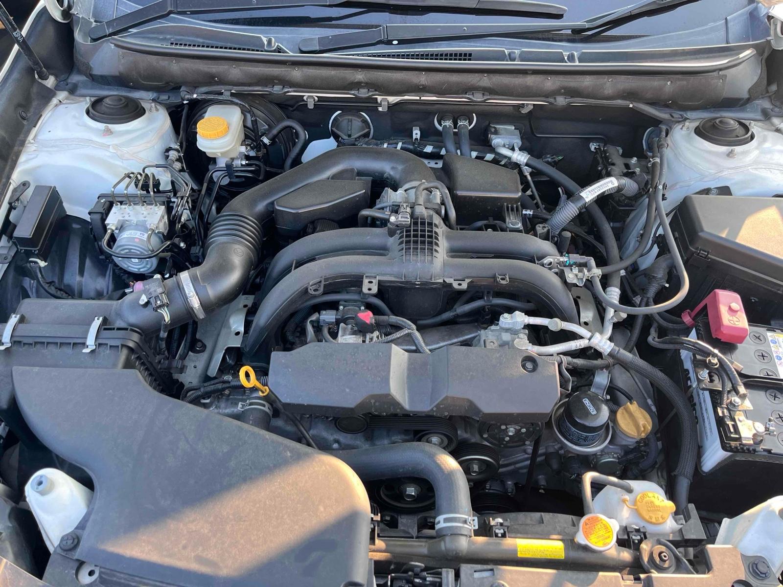 SUBARU OUTBACK 4WD BASE GRADE Image 21