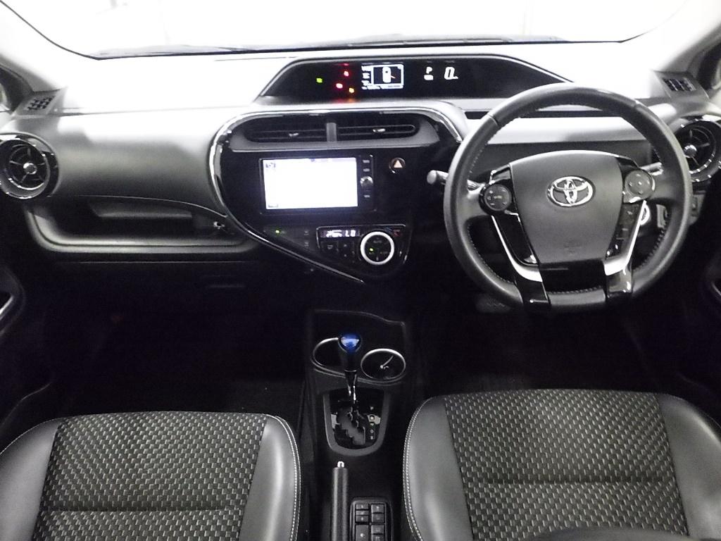 TOYOTA AQUA CROSSOVER Image 5