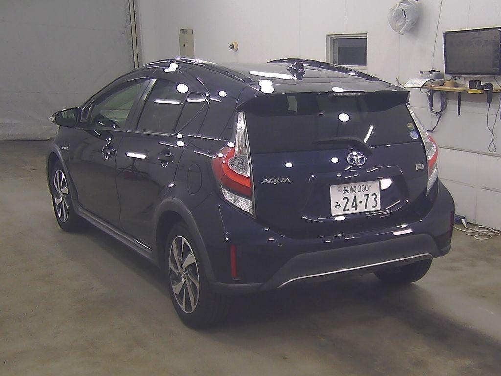 TOYOTA AQUA CROSSOVER Image 7