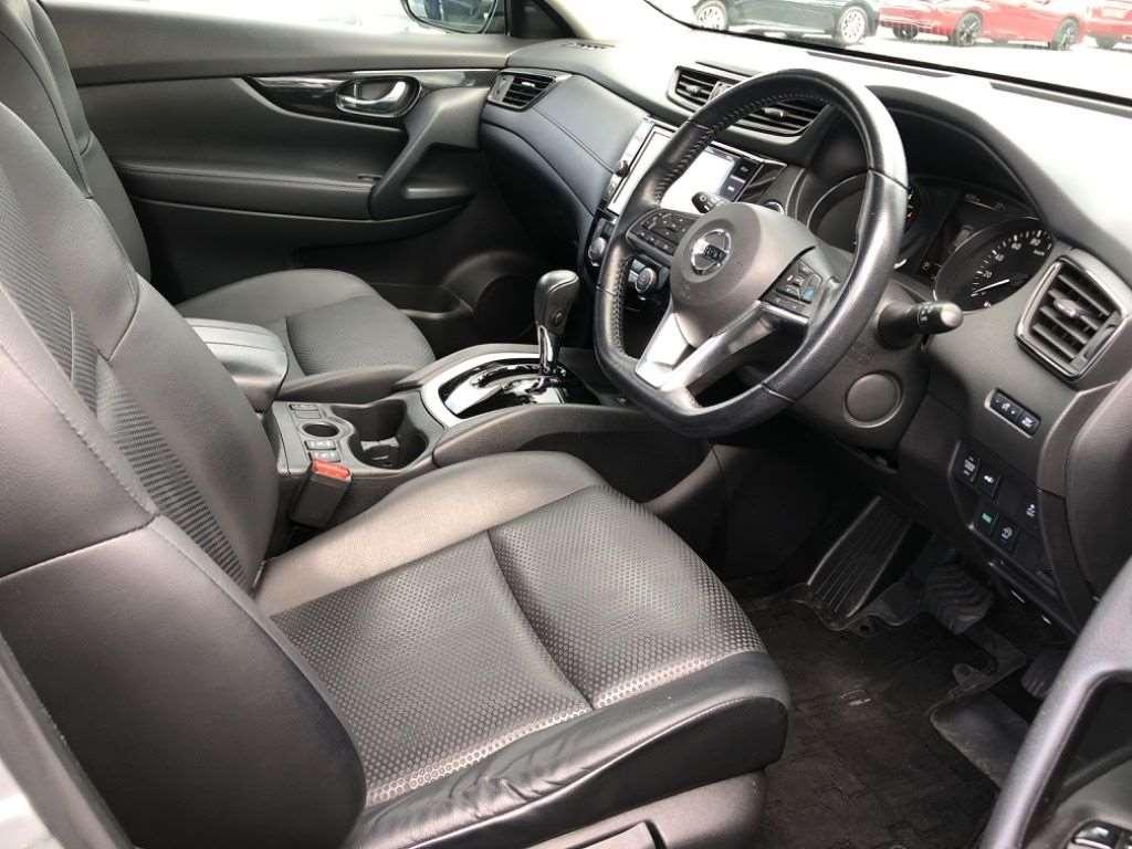 NISSAN XTRAIL 20XI 7ST Image 5