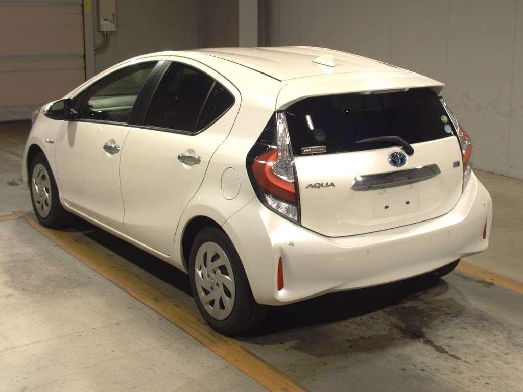 TOYOTA AQUA S STYLE BLACK Image 7