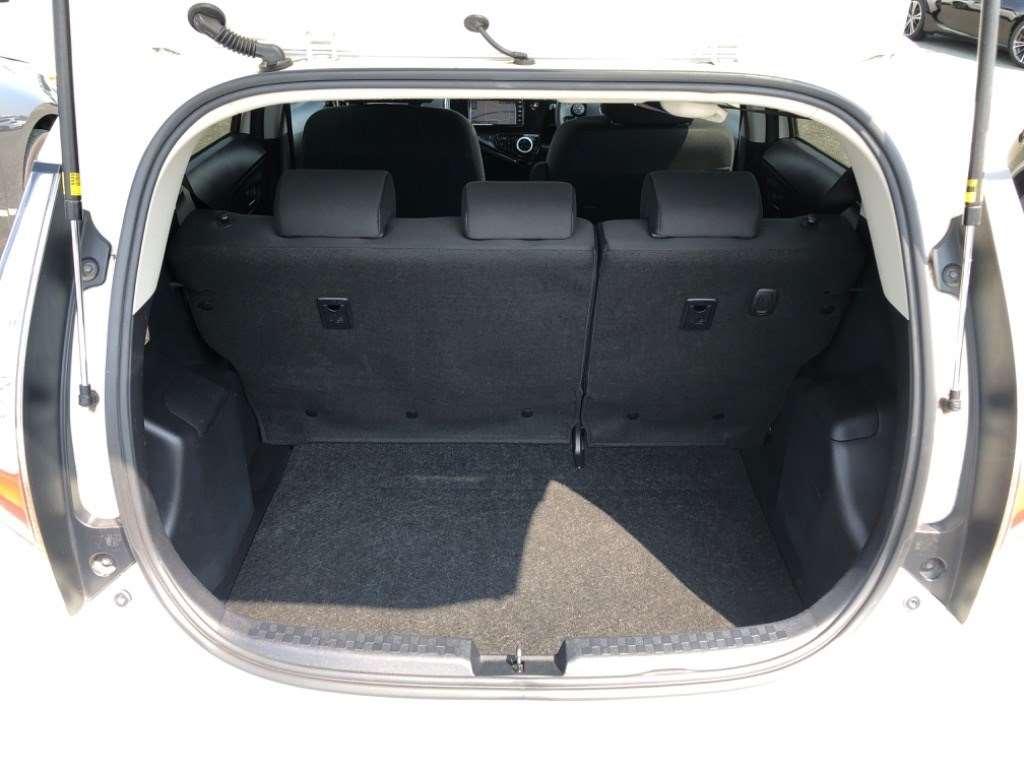 TOYOTA AQUA S STYLE BLACK Image 9