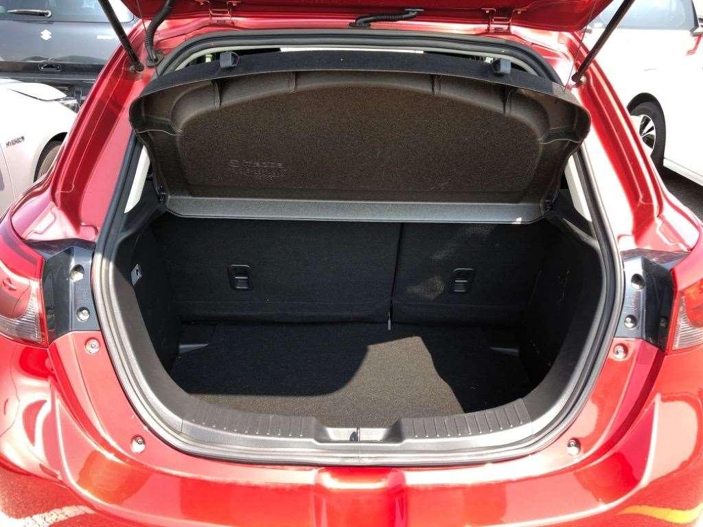 MAZDA DEMIO 13 S TOURING L PACKAGE Image 9