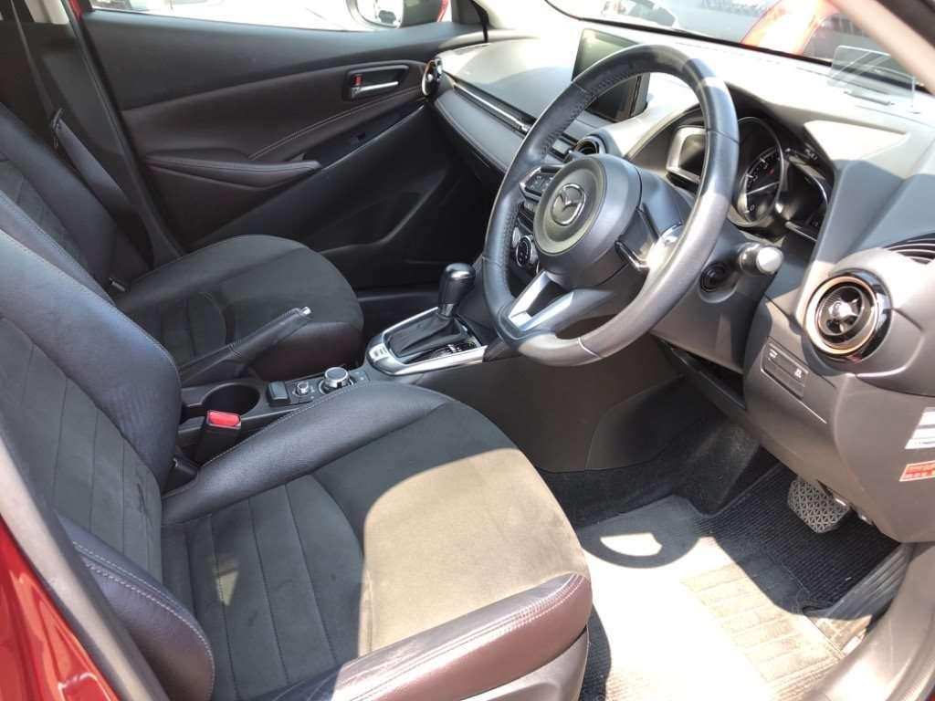 MAZDA DEMIO 13 S TOURING L PACKAGE Image 8