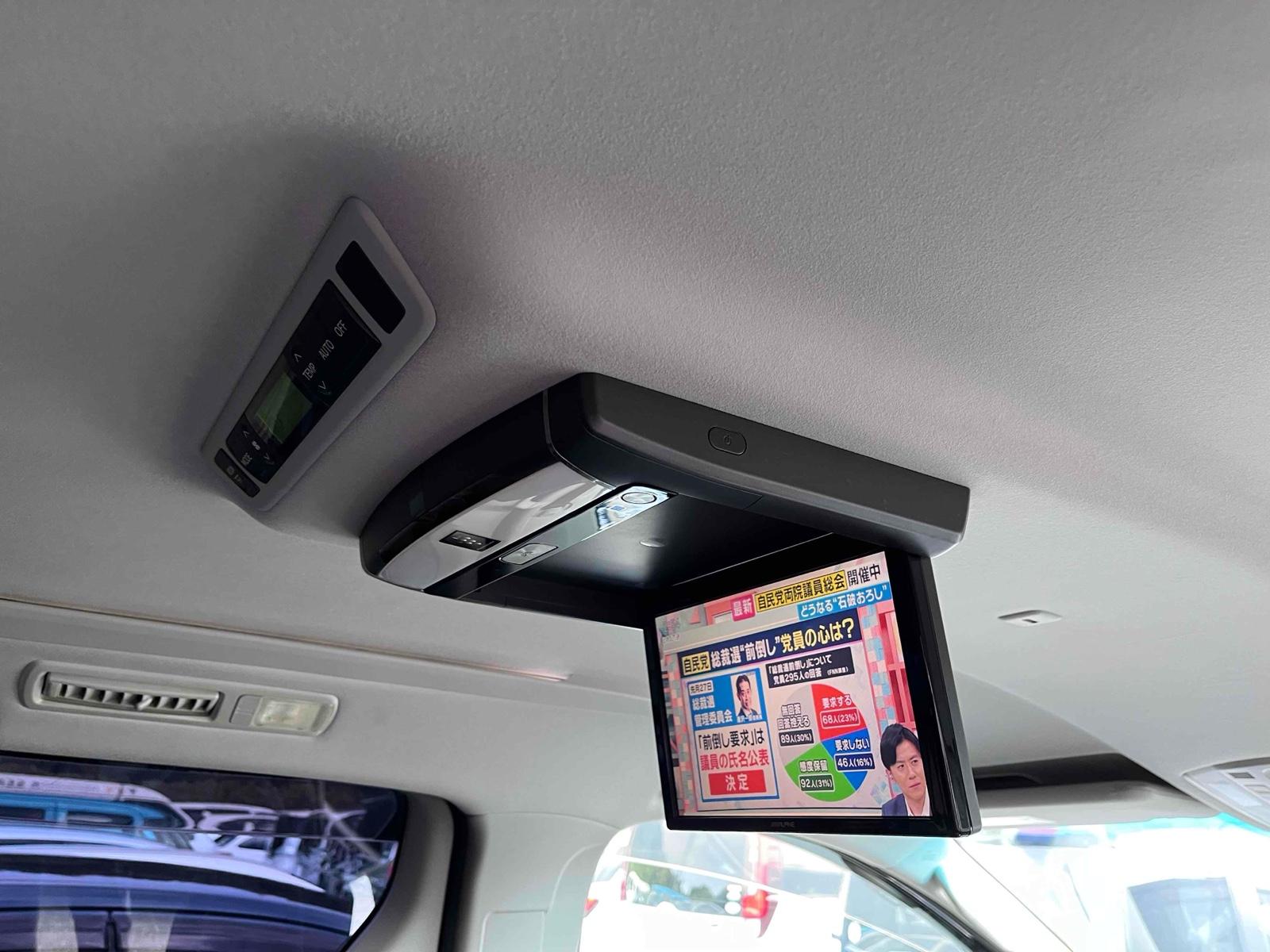 TOYOTA VELLFIRE 2.4Z Image 18