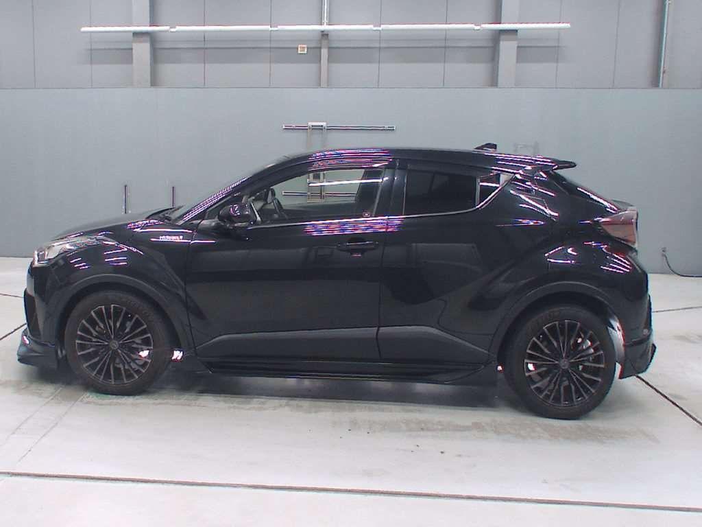 TOYOTA C-HR G Image 5