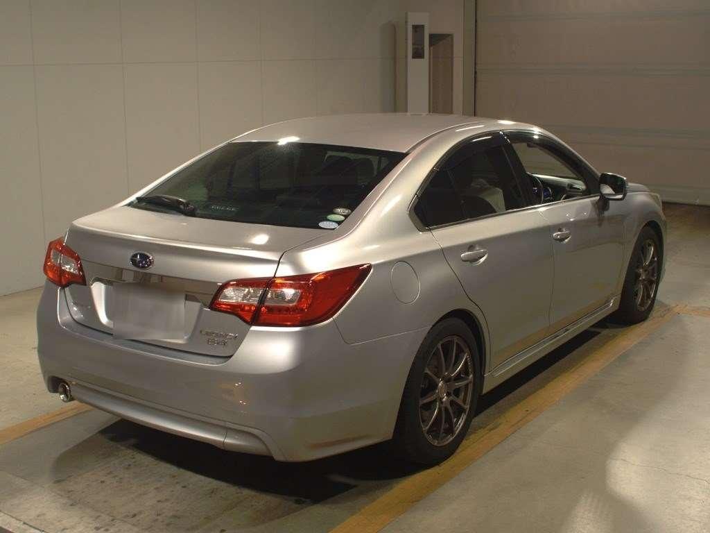 SUBARU LEGACY B4 LIMITED 4WD Image 4