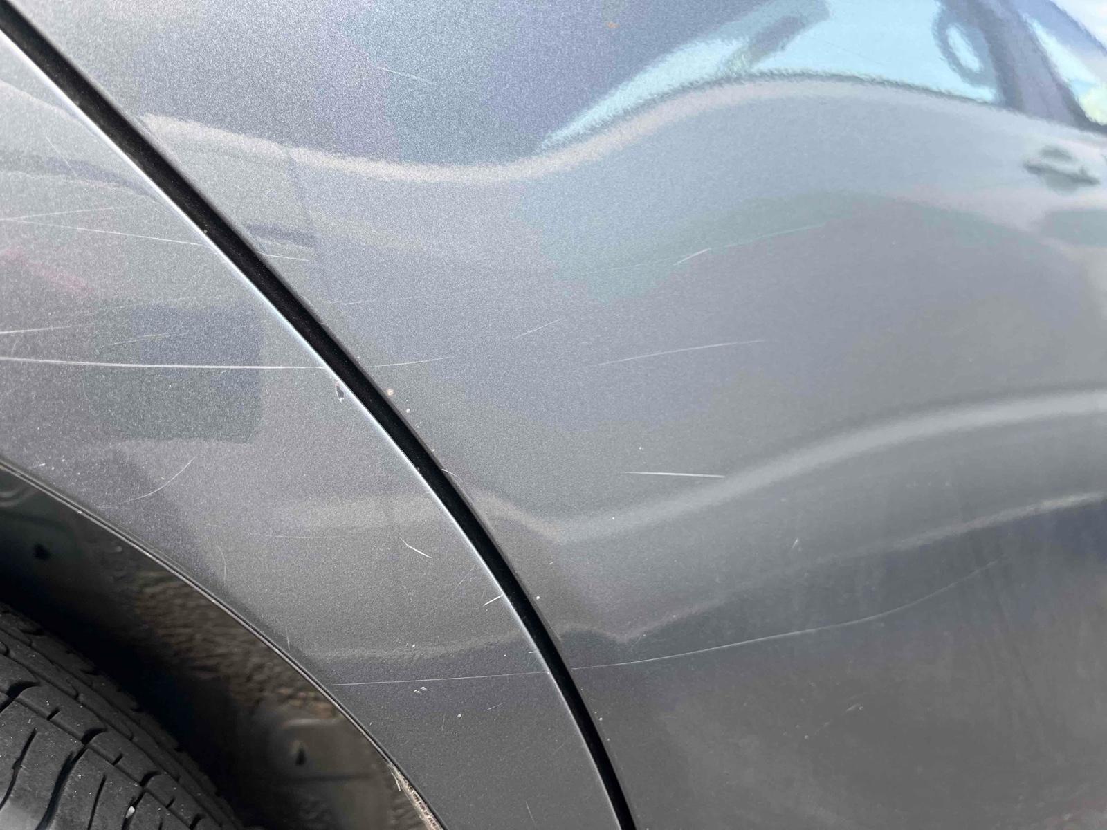 TOYOTA PRIUS ALPHA S Image 21