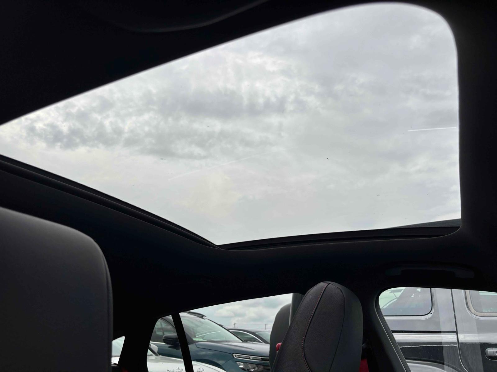 MERCEDES BENZ CLA45 AMG 4MATIC SHOOTINGBRAKE Image 5