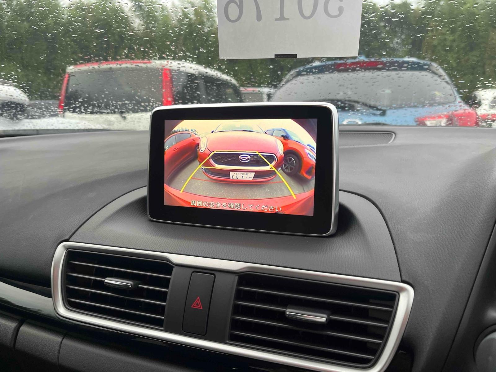 MAZDA AXELA SPORT 15S Image 10