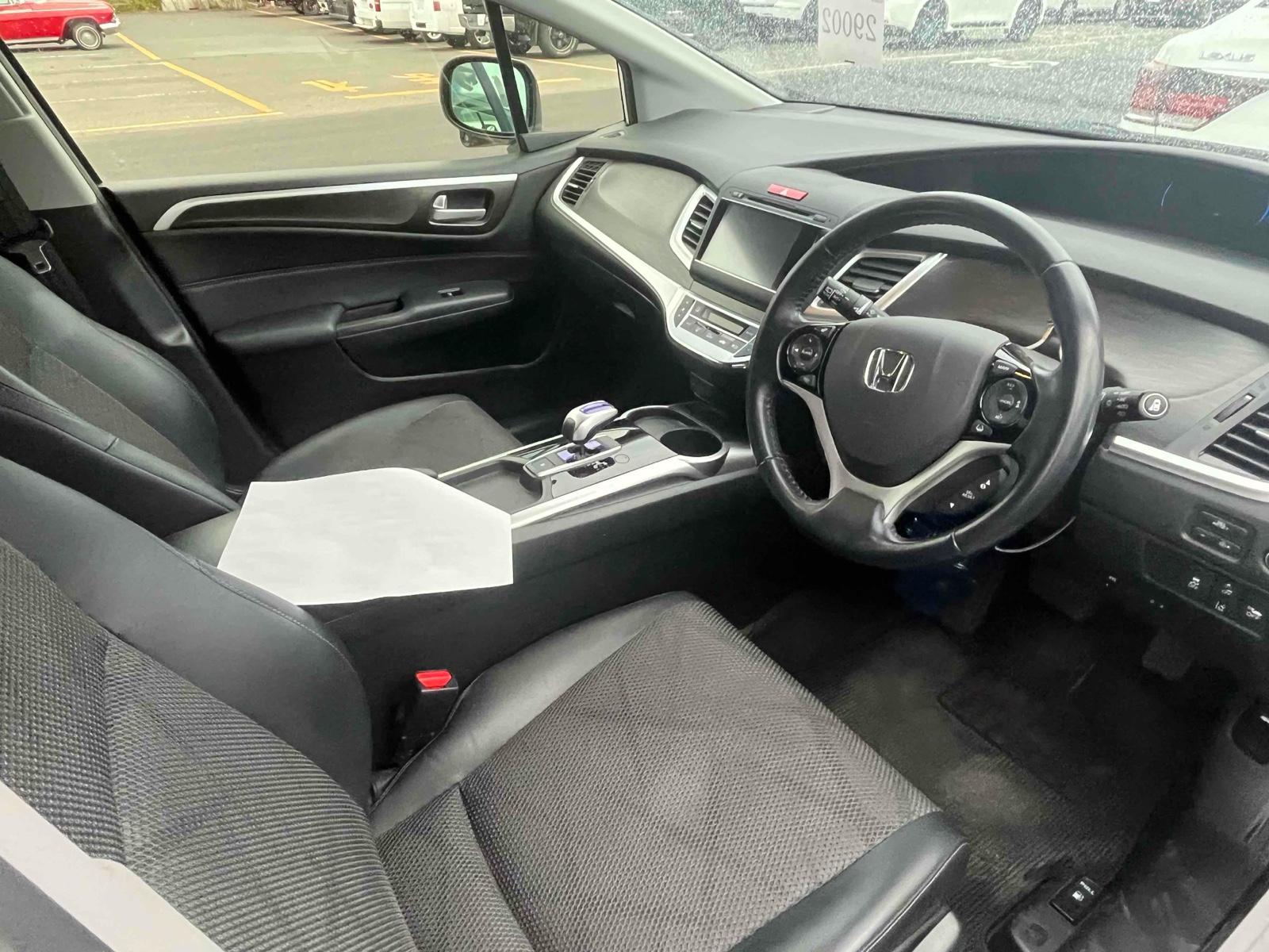 HONDA JADE HYBRID X Image 9