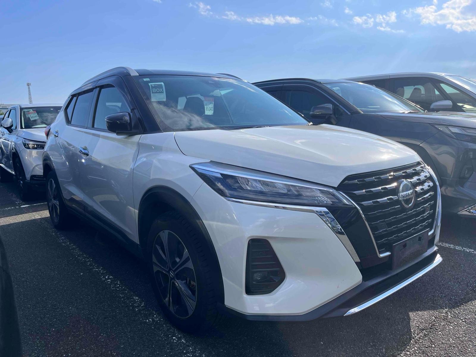NISSAN KICKS 5D X Image 10