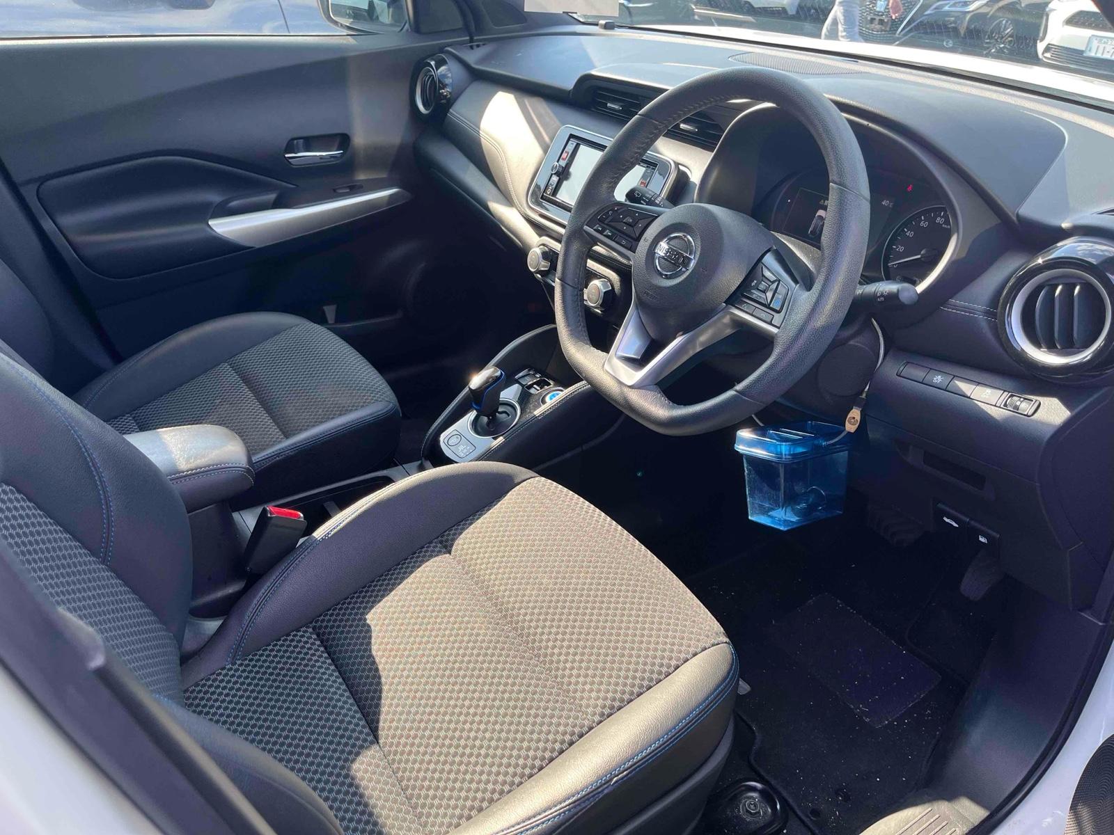 NISSAN KICKS 5D X Image 13
