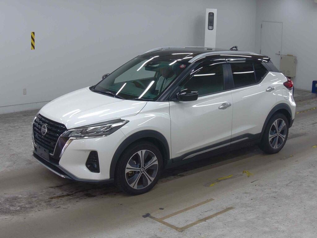 NISSAN KICKS 5D X Image 6