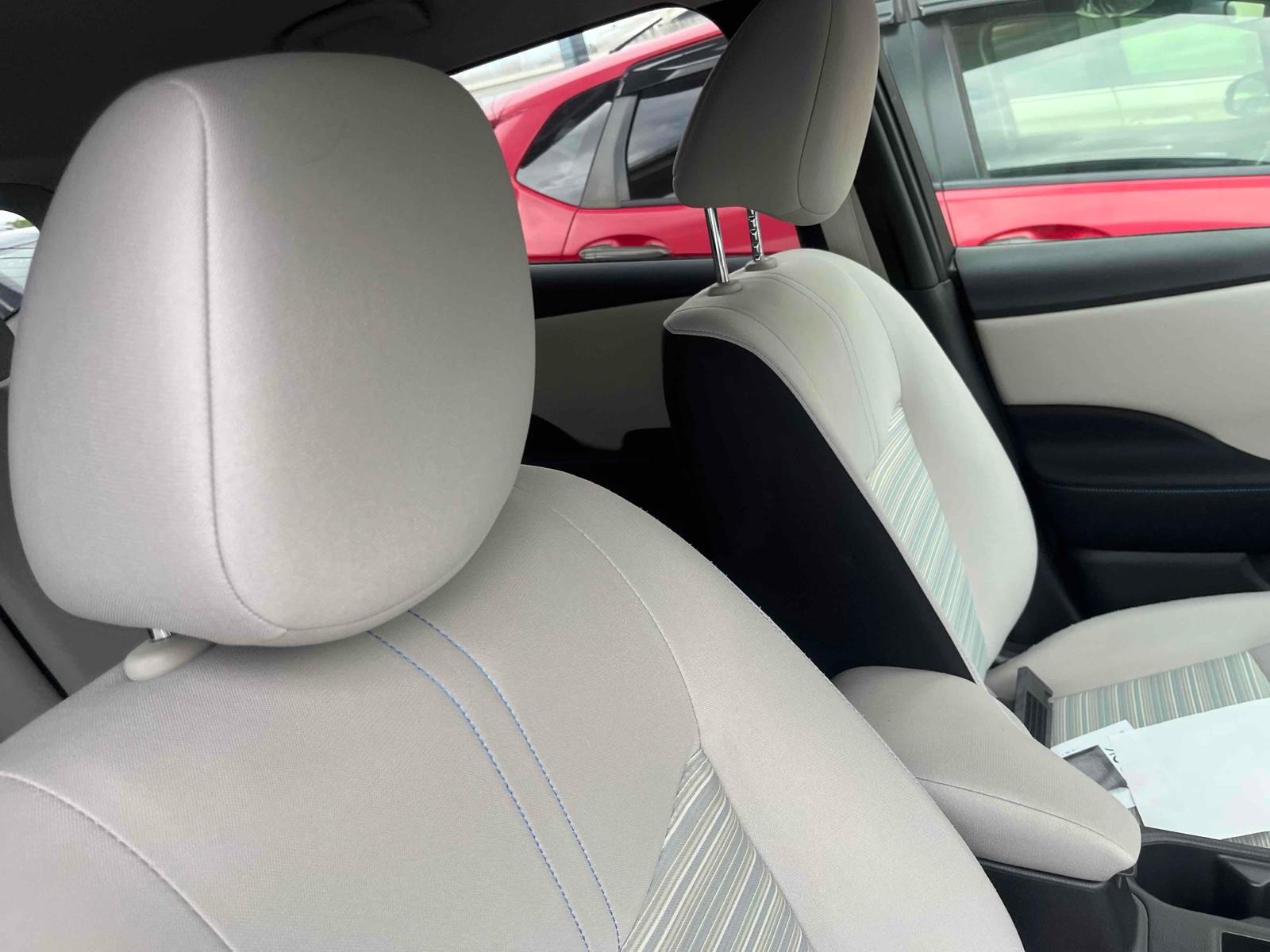 NISSAN LEAF X Image 4