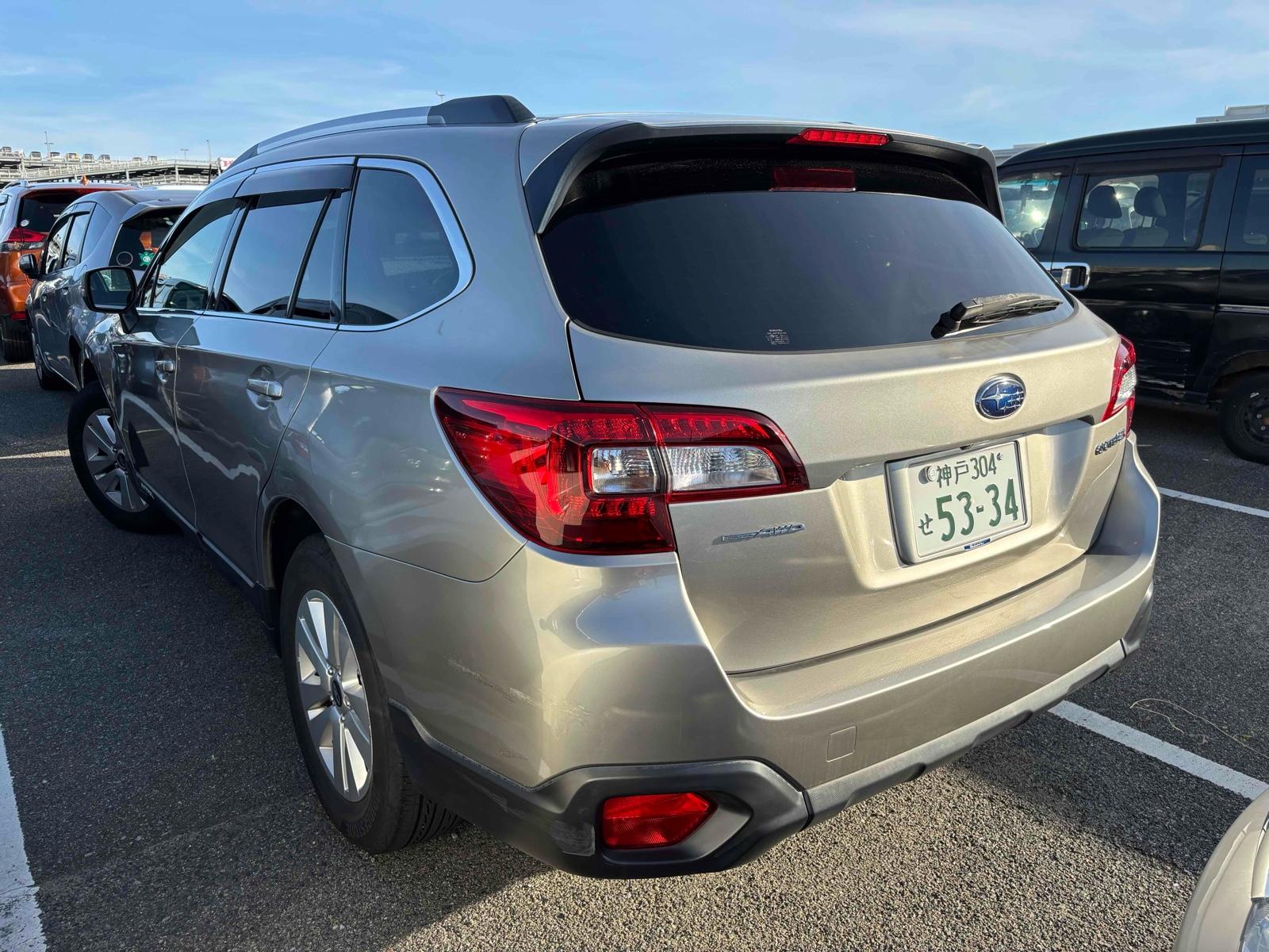 SUBARU OUTBACK 4WD BASE GRADE Image 2