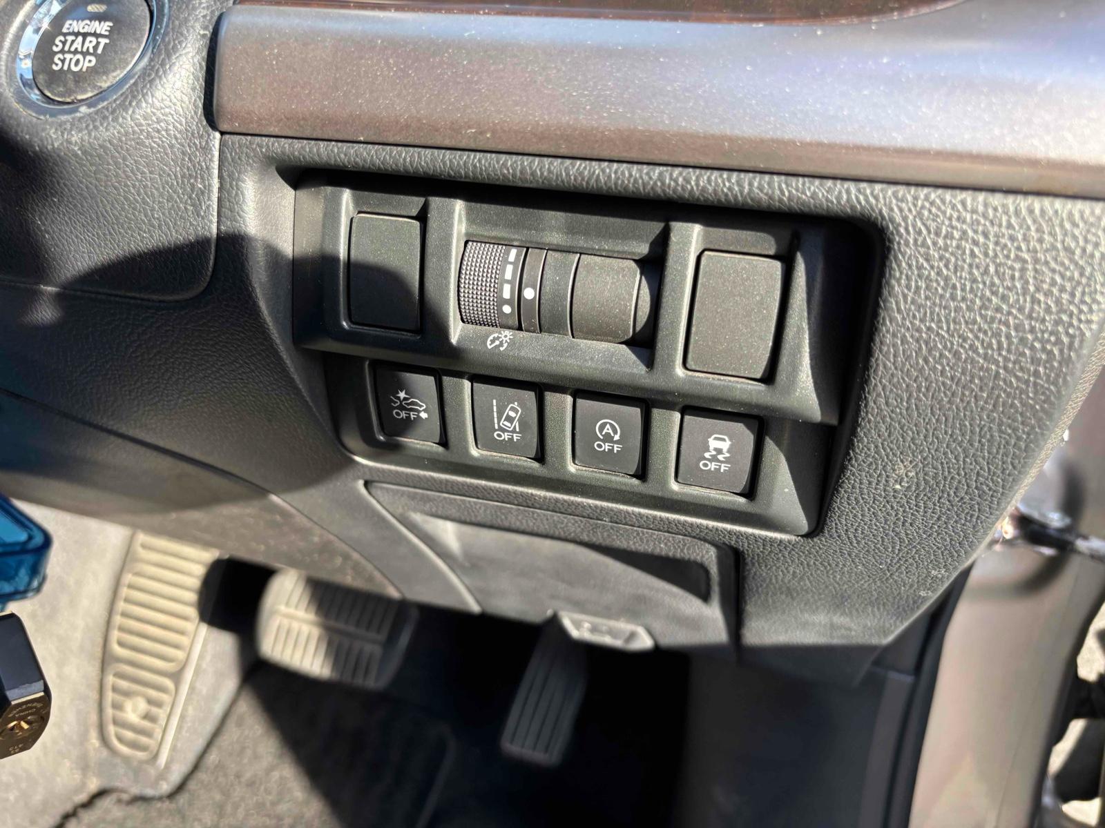 SUBARU OUTBACK 4WD BASE GRADE Image 33