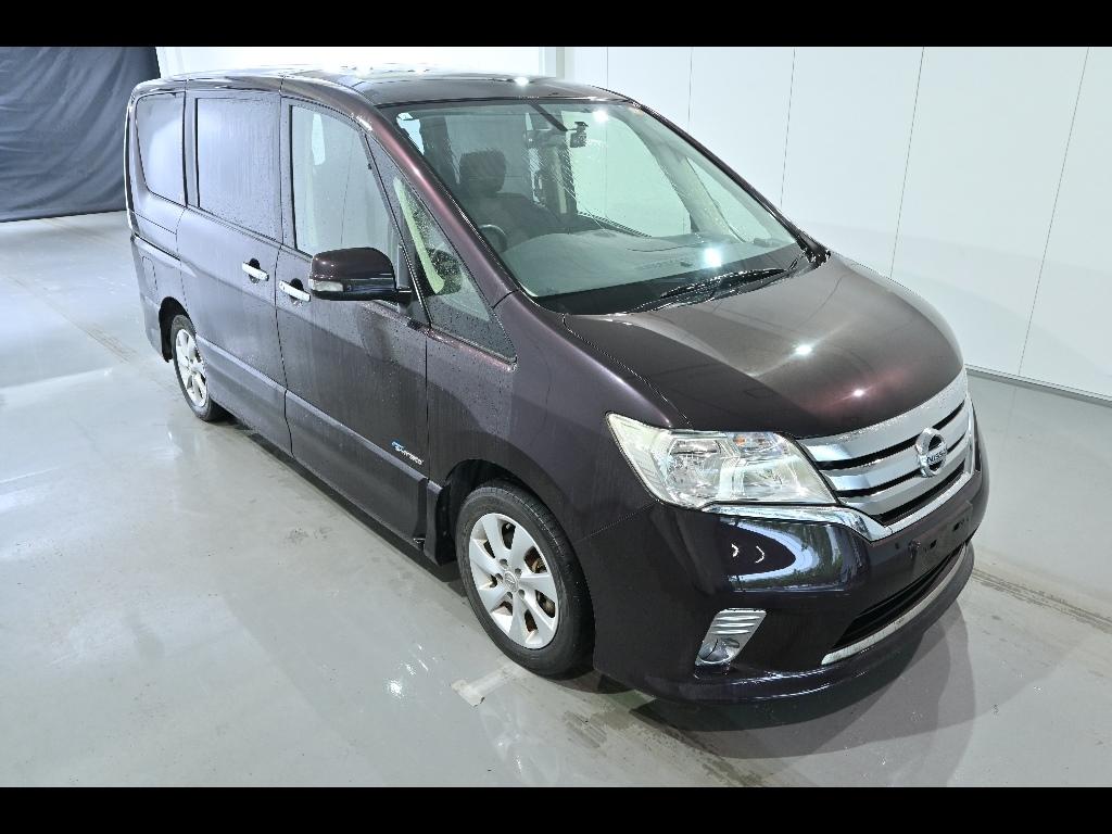 2012 Nissan SERENA 127,670 km