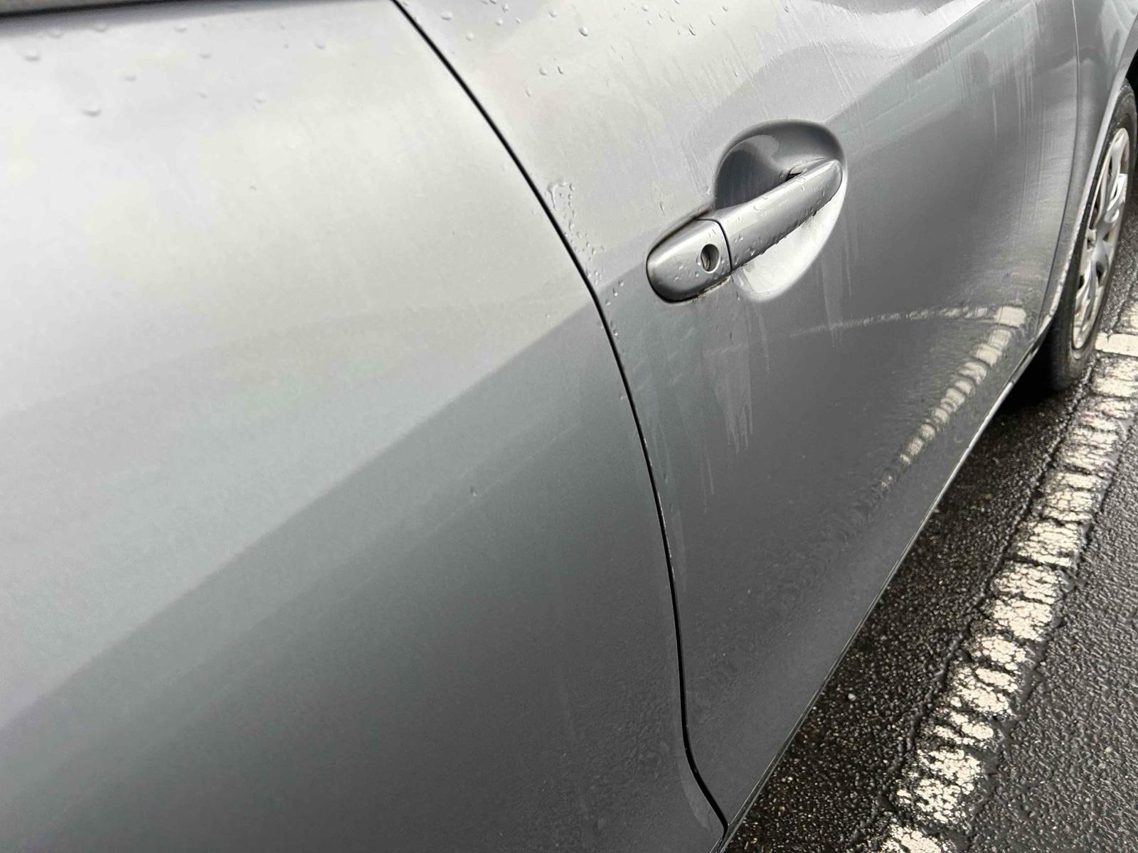 MAZDA DEMIO 13C Image 25