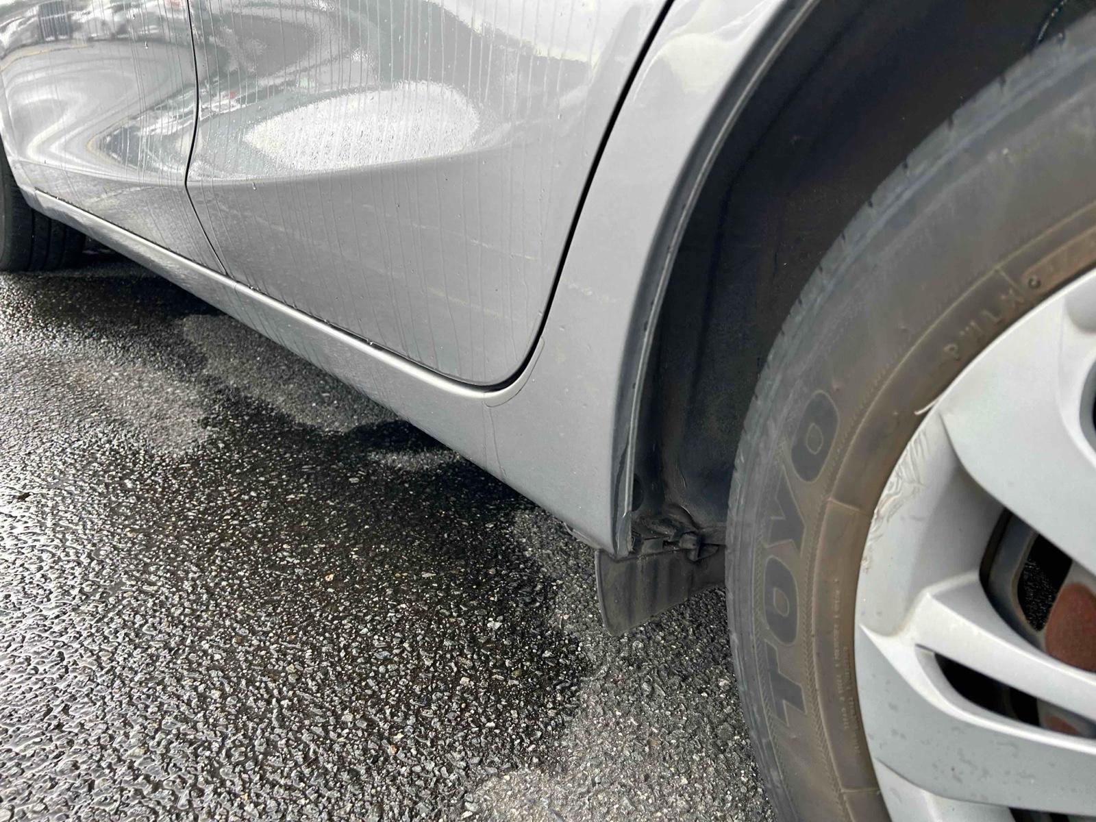 MAZDA DEMIO 13C Image 20
