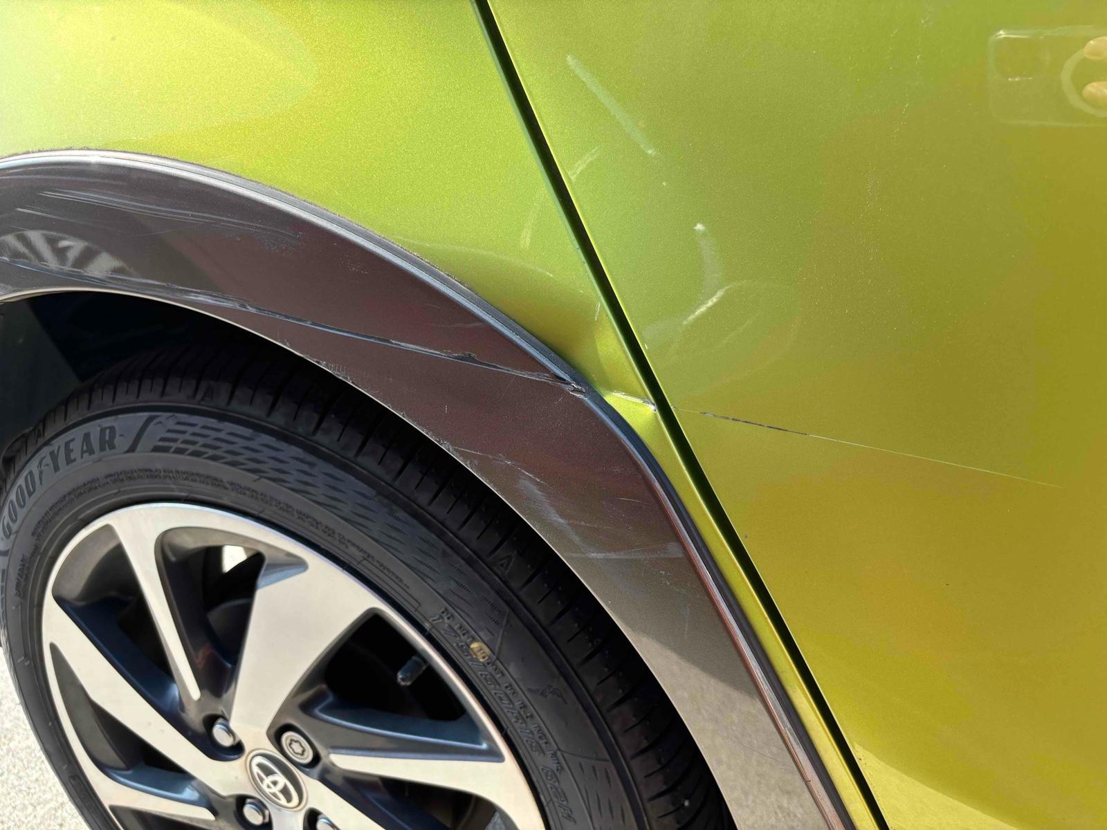 TOYOTA AQUA X-URBAN SMART ENTRY PACKAGE Image 12