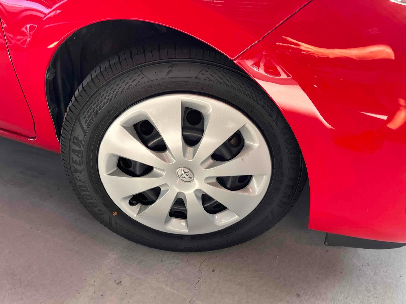 TOYOTA AQUA S Image 23
