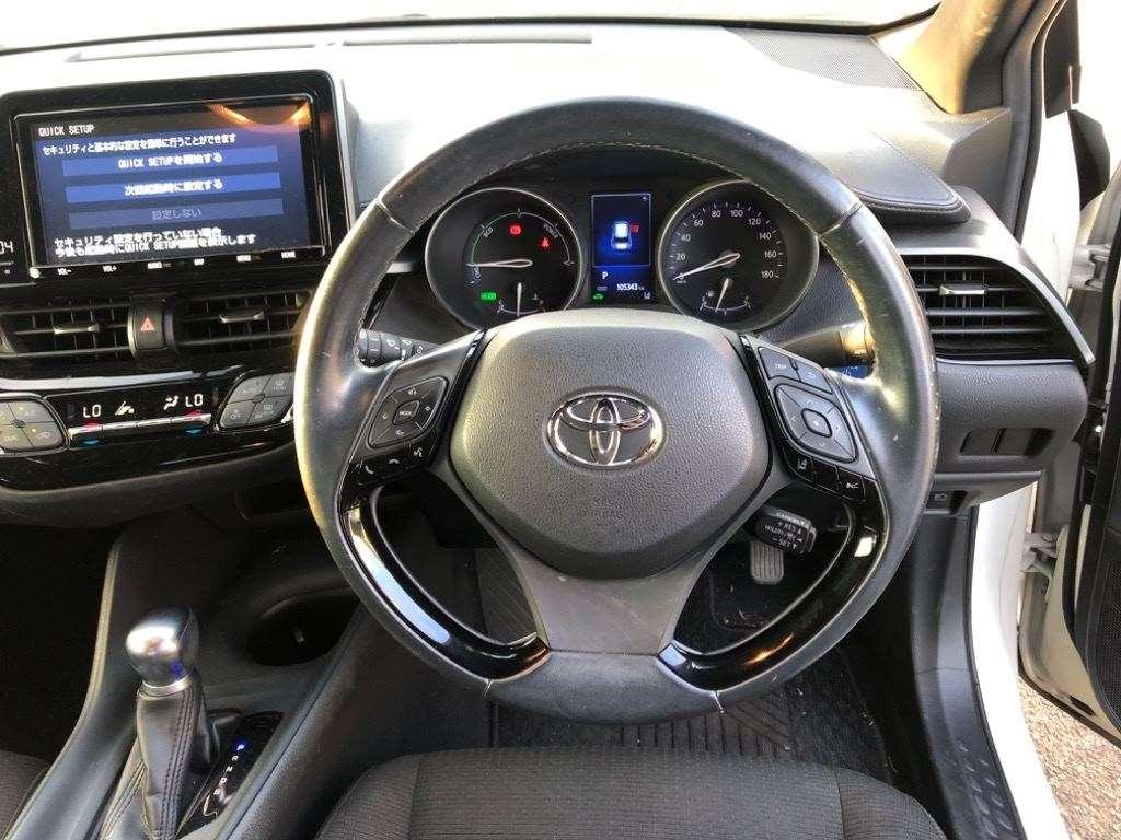 TOYOTA C-HR S LED PACKAGE Image 9