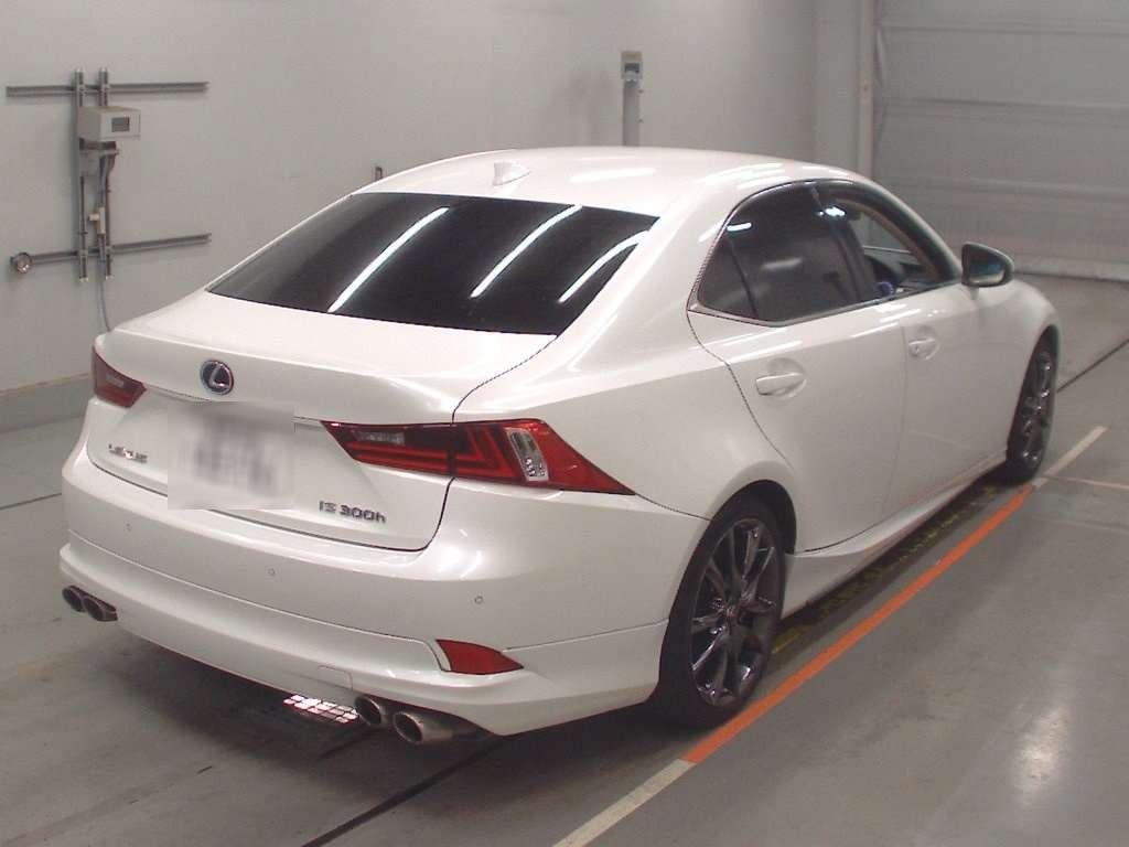 LEXUS IS 4D IS300H VERSION L Image 2