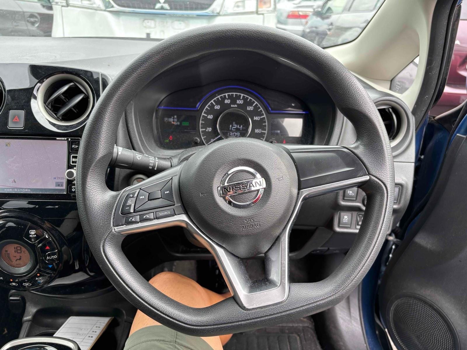 NISSAN NOTE E-PWER X Image 19