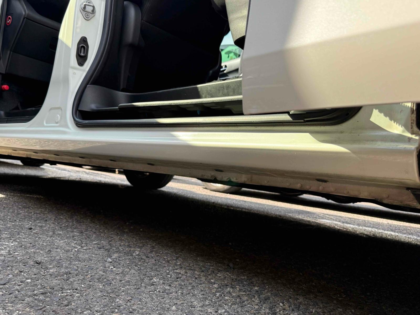 NISSAN SERENA G PRO-PILOT Image 16
