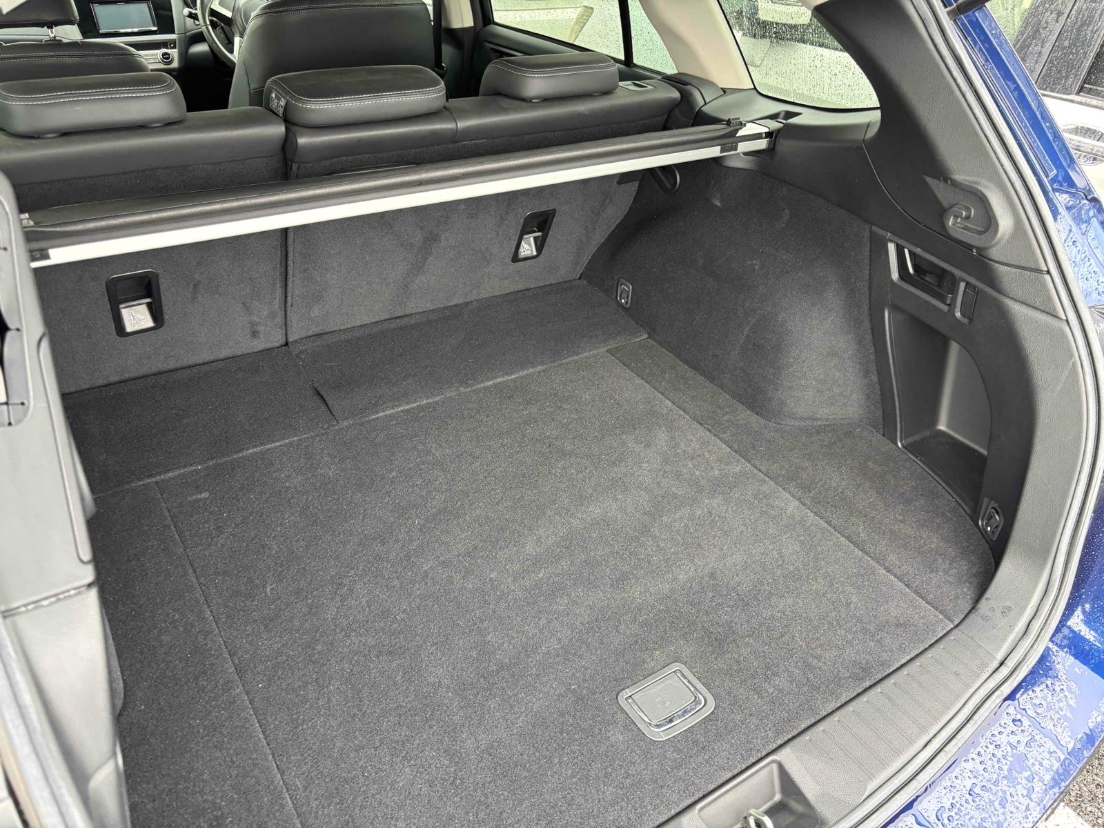 SUBARU LEGACY OUTBACK LIMITED Image 8