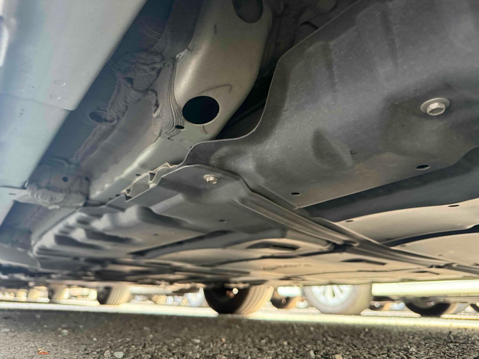 NISSAN LEAF X Image 21